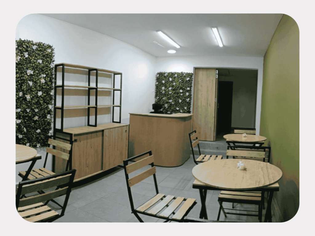 Remodelacion de restaurante pintura pared verde