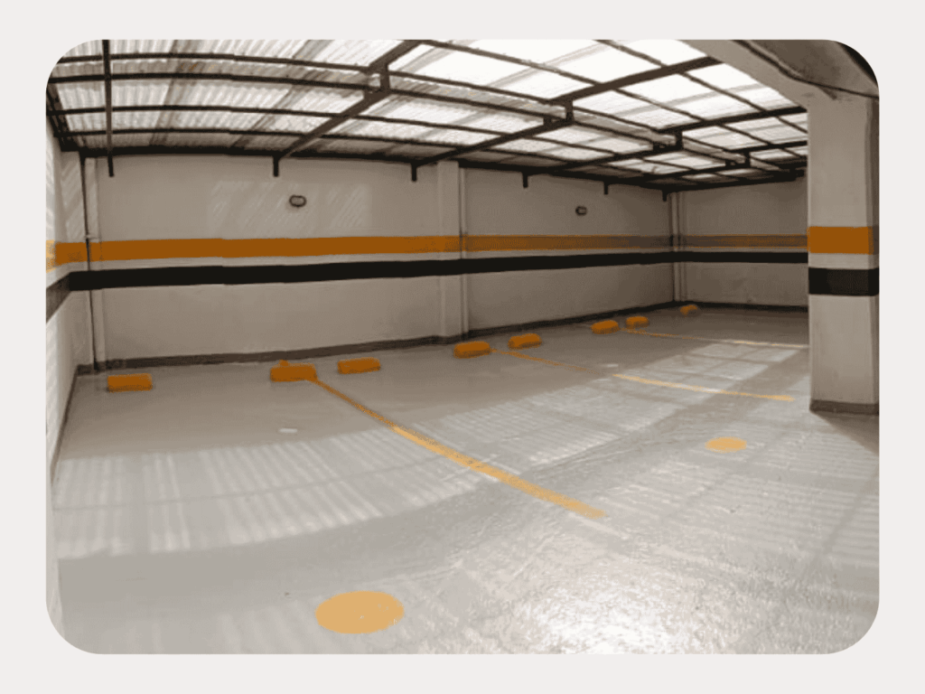 Parqueadero remodelado, pintura de espacios